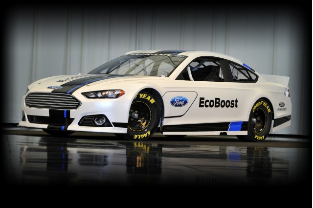 2013-ford-fusion-nascar-sprint-cup-race-car_100379526_m.jpg