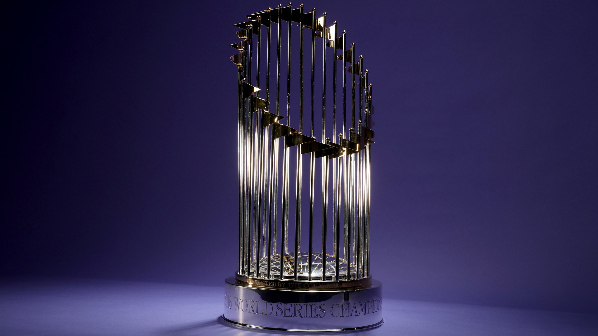 ct-cubs-world-series-trophy-damaged-report-20170502