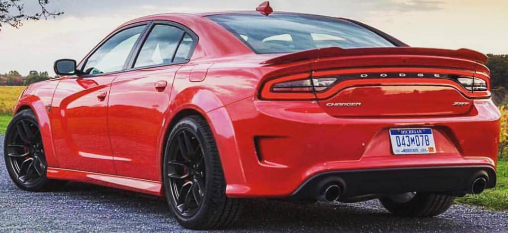 2019-charger-widebody.jpg