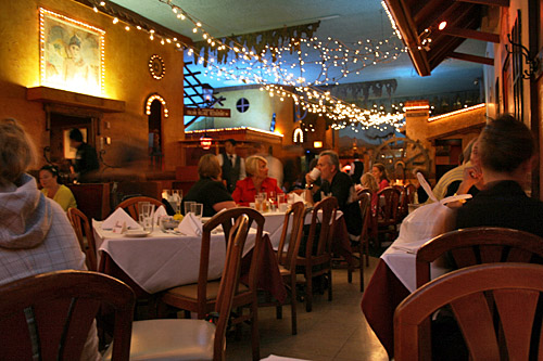 Chicago_Italian_Village_Restaurant1.jpg
