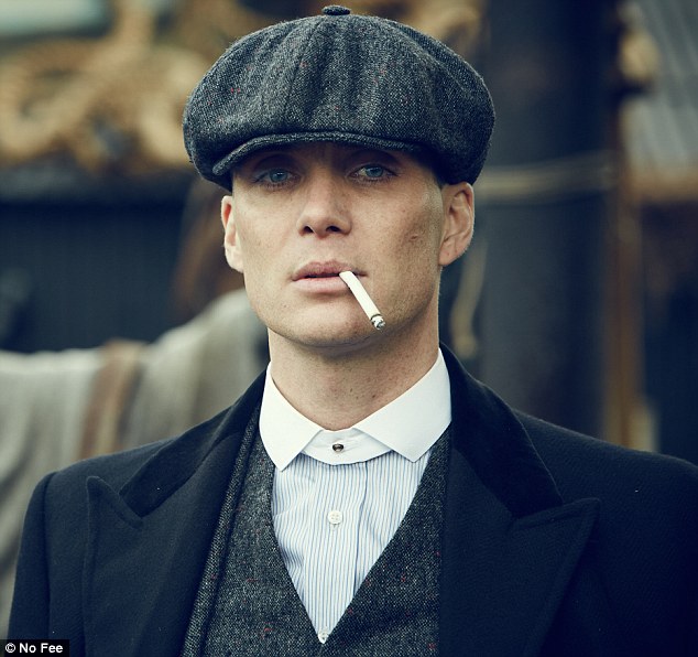 338D74D000000578-3559589-Bad_habit_Cillian_Murphy_revealed_that_he_s_smoked_up_to_3000_he-m-62_1461681817924.jpg