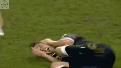 Fake-Injury GIFs – All Gifs At One Place