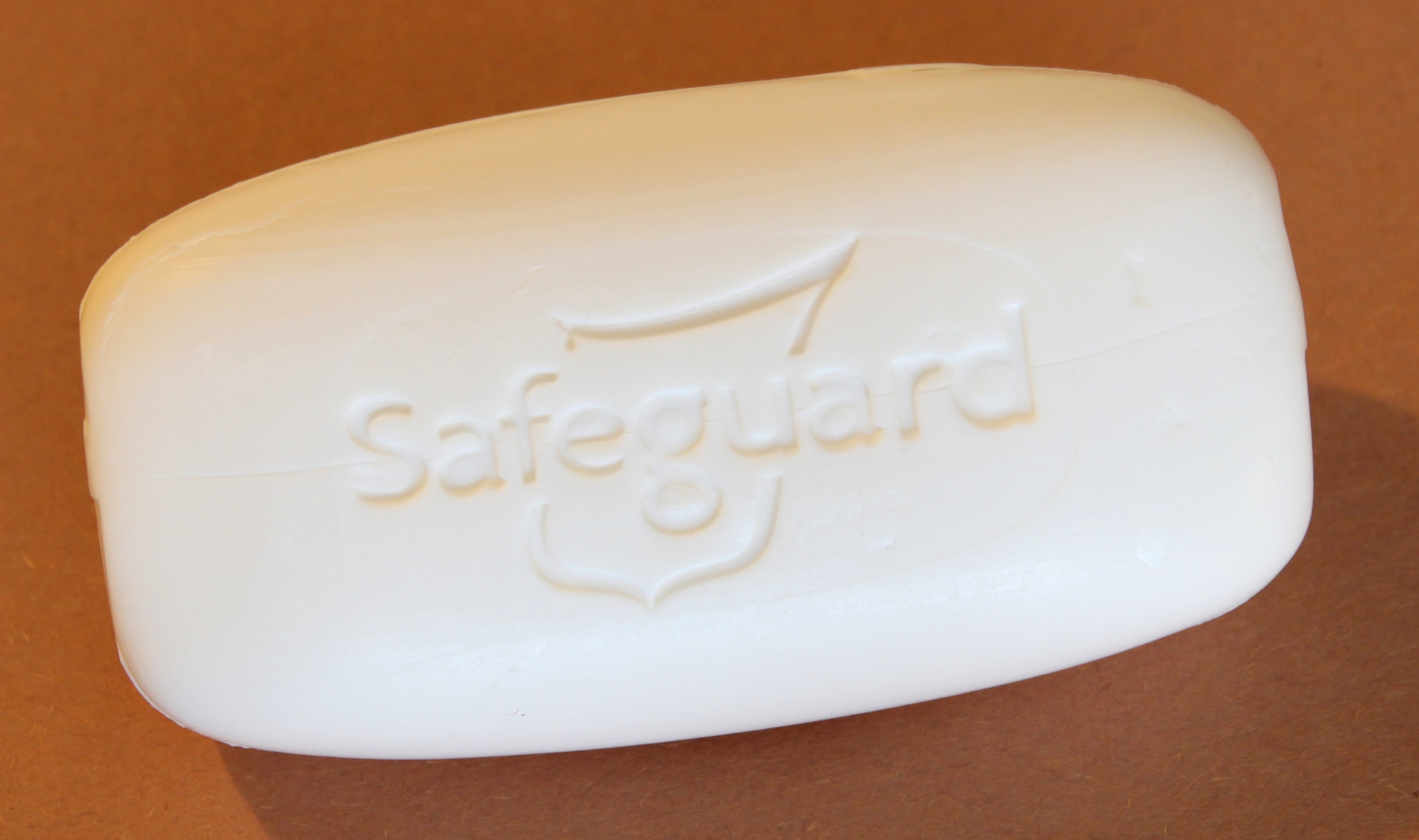 Bar_of_Safeguard_deodorant_soap.JPG